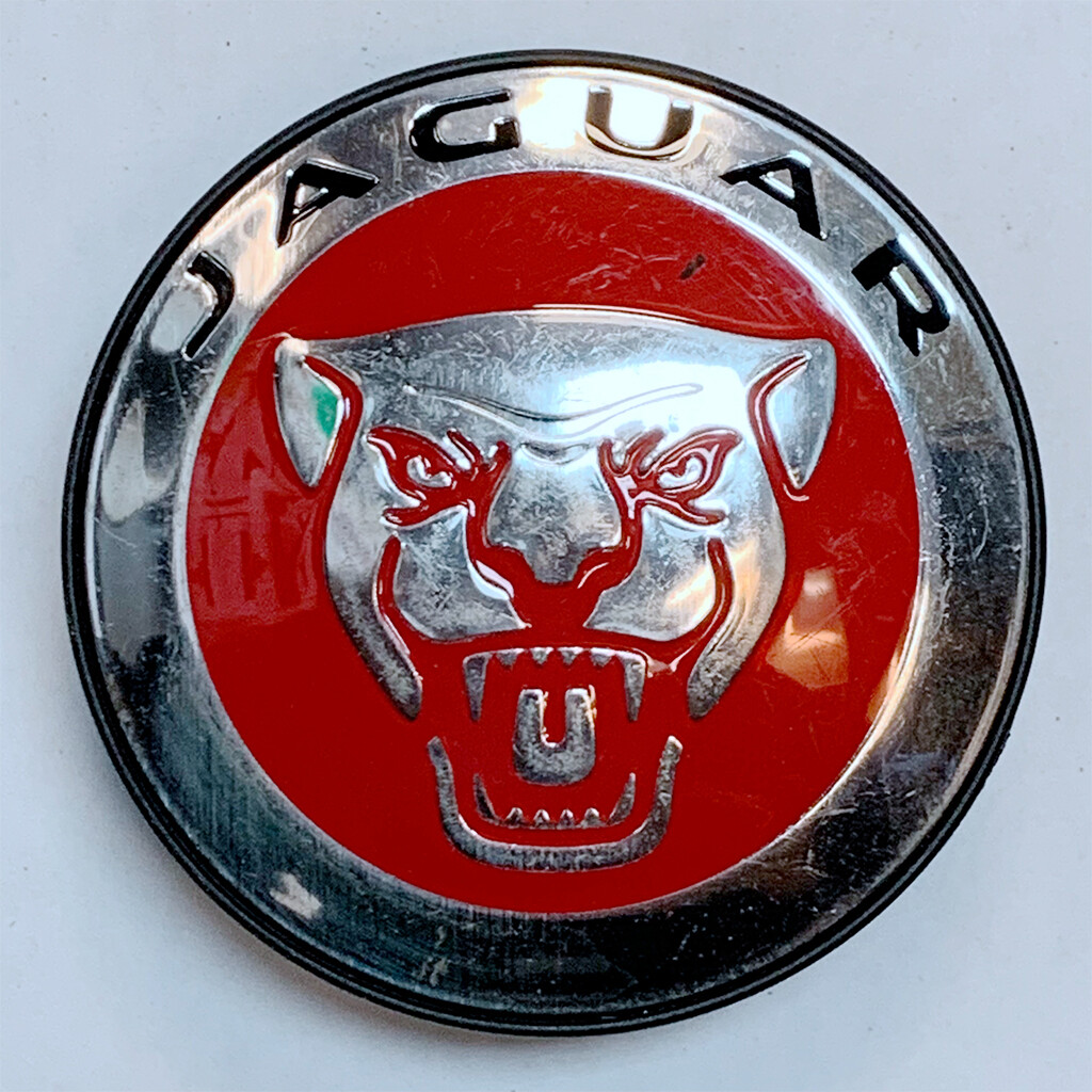 Single OEM Center Cap For Jaguar XF X S Types FX23-1A096-AA AW9M-1A096-AA