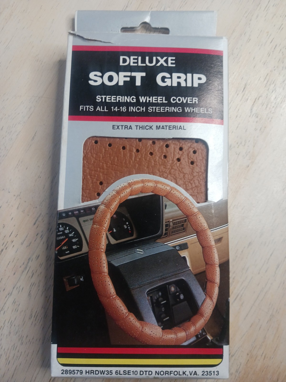 Vintage Deluxe Soft Grip 14-16 Inch Steering Wheel Cover Brown Vinyl Extra Thick Vintage Deluxe Soft Grip 14-16 Inch Steering Wheel Cover Brown Vinyl Extra Thick