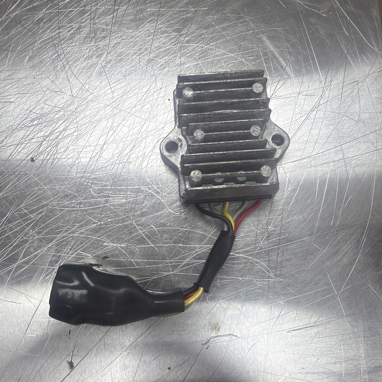 2017- 2025 KAWASAKI Z125 PRO RECTIFIER VOLTAGE REGULATOR OEM USED 🫪 2017- 2025 KAWASAKI Z125 PRO RECTIFIER VOLTAGE REGULATOR OEM USED 🫪