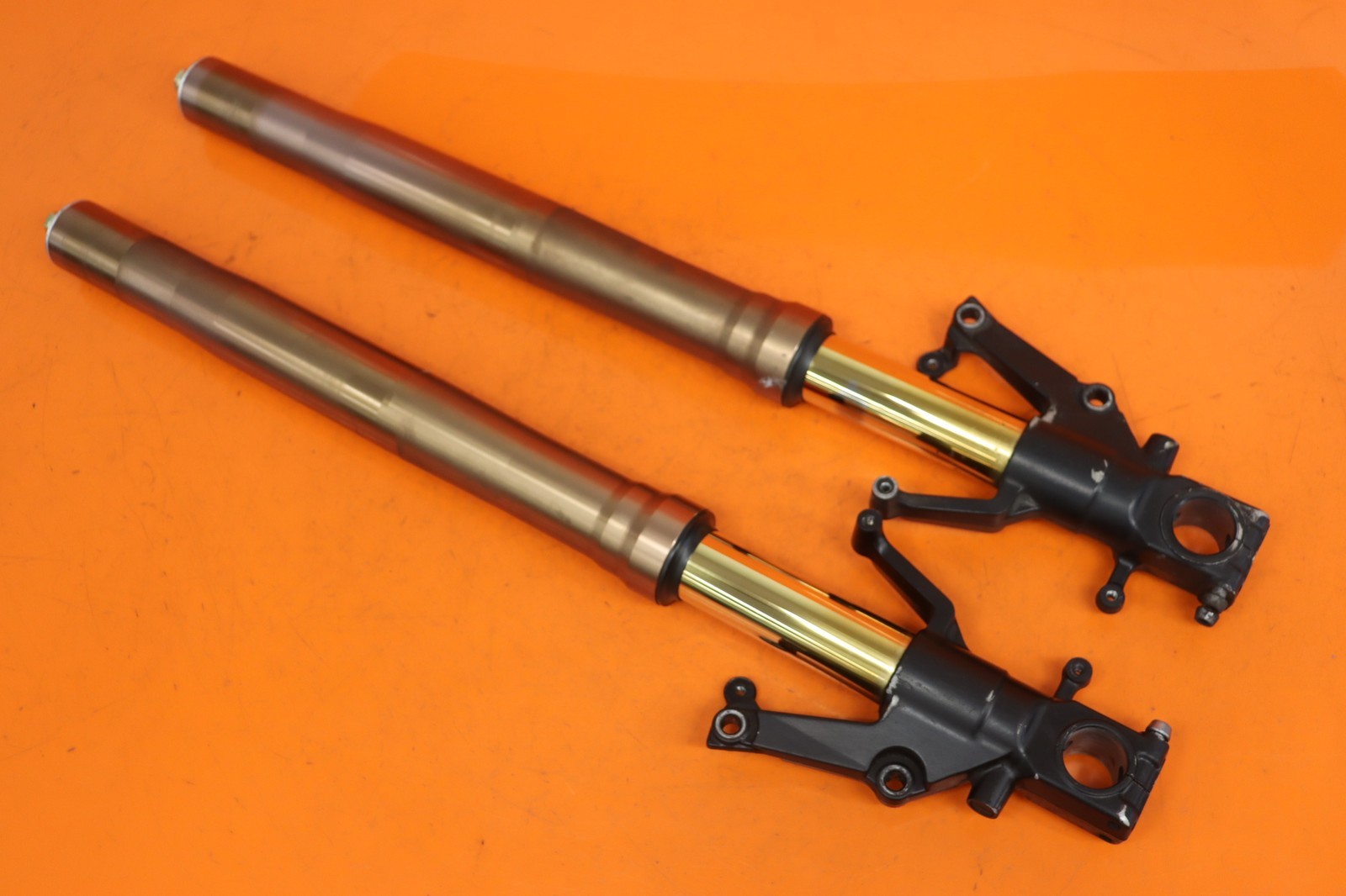 1999-2007 SUZUKI HAYABUSA OEM STRAIGHT FRONT FORKS SHOCK SUSPENSION SET PAIR