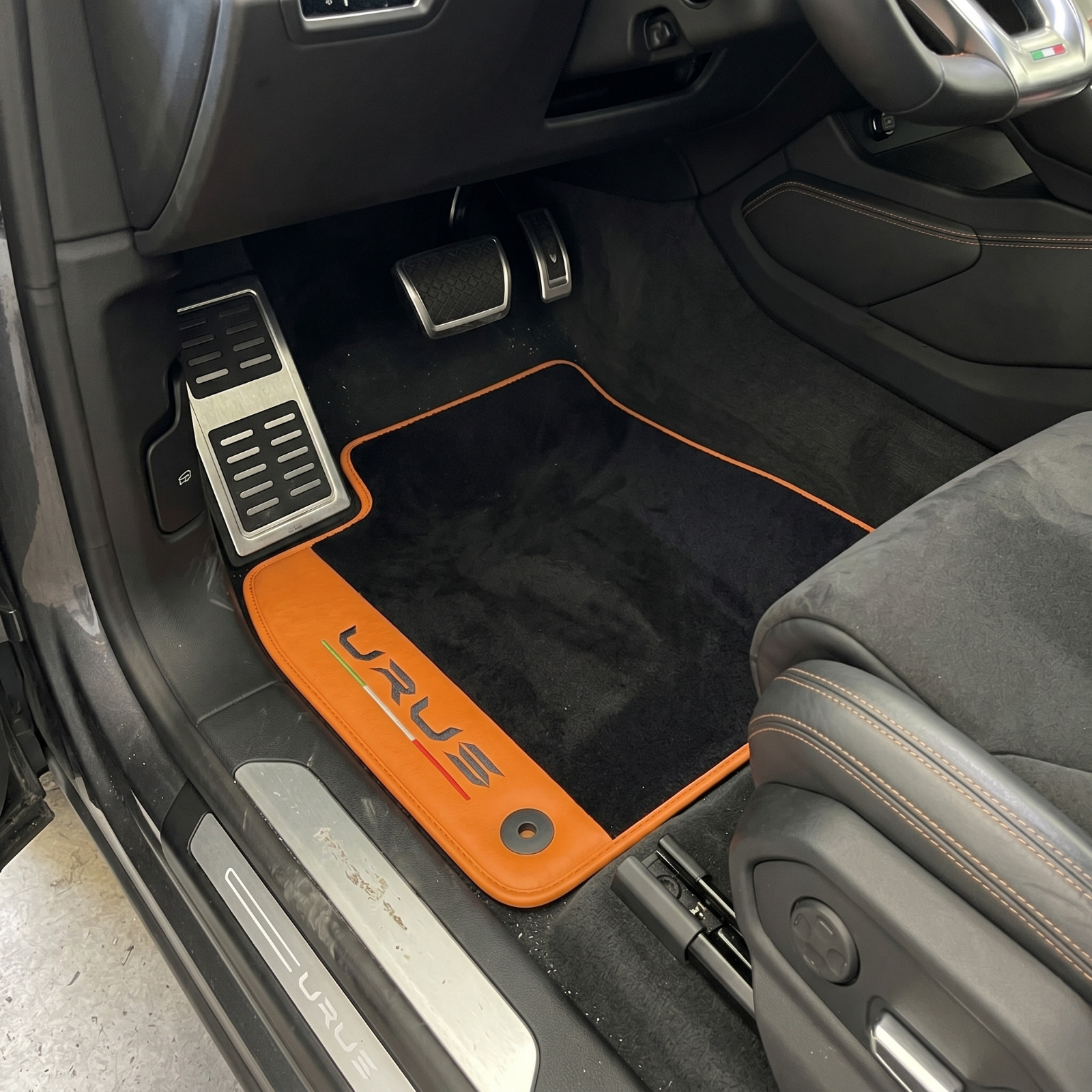 Black Floor Mats For Lamborghini Urus 2018-2024 With Orange Leather
