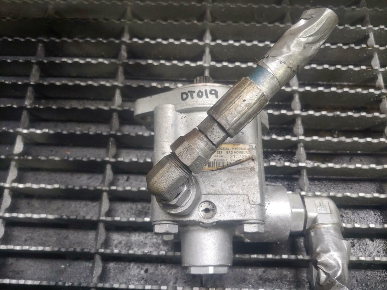 Used LUK Hydraulic Power Steering Pump LF73 Part 3514596C91 2107262 163 BAR