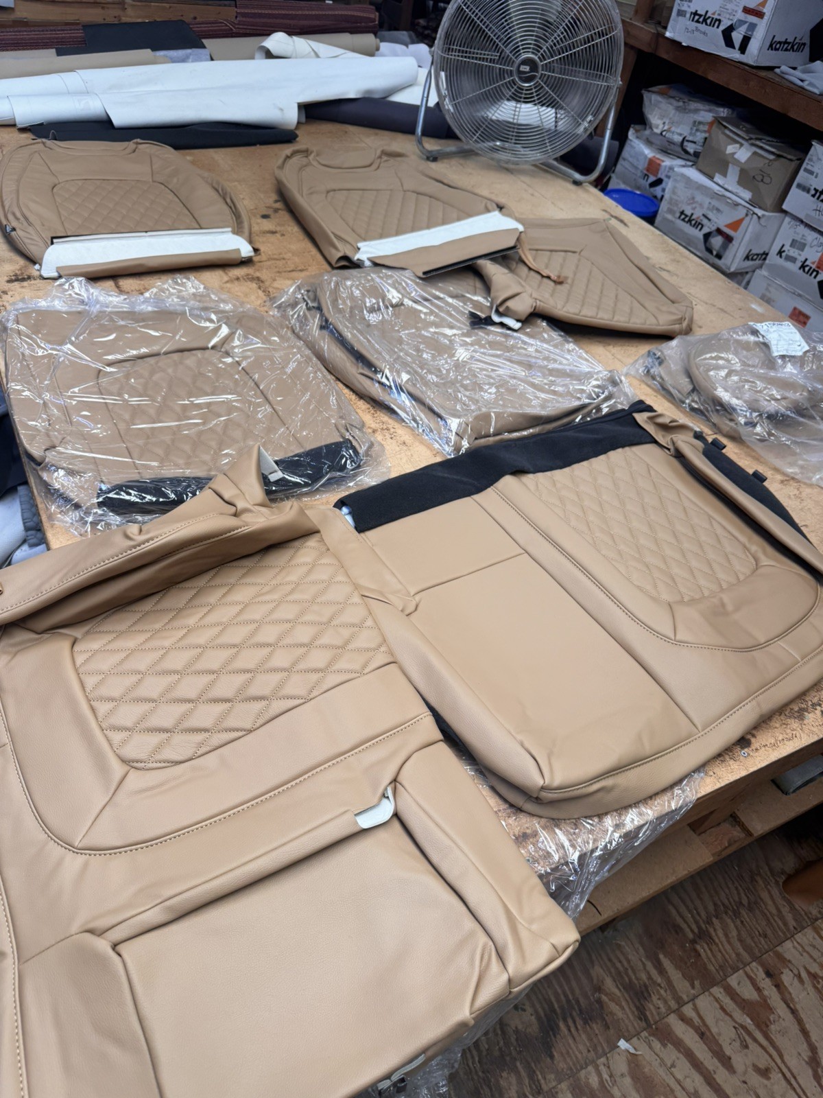 NEW KATZKIN Leather Seat Skins FOR 15-17 CHEVY COLORADO CREW N2CH06 DIAMONDS NEW KATZKIN Leather Seat Skins FOR 15-17 CHEVY COLORADO CREW N2CH06 DIAMONDS