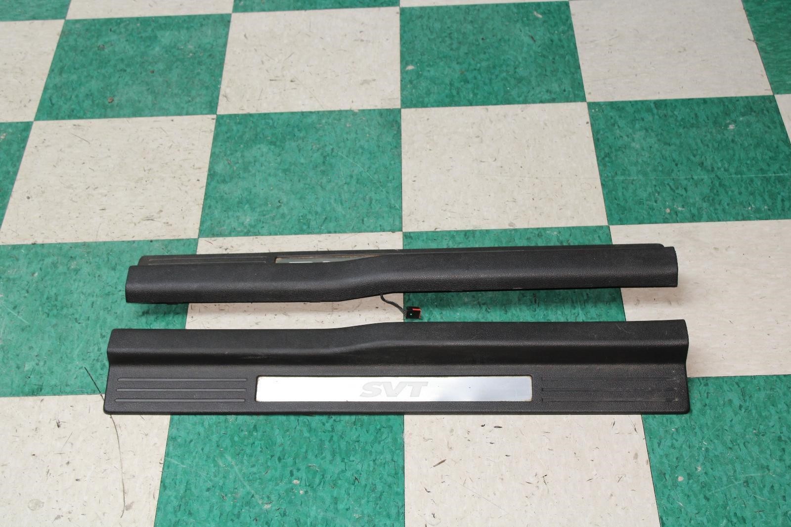 10-14 Mustang Coupe Black LH RH Illuminated Door Sill Trim Panel Pair OEM OE WTY