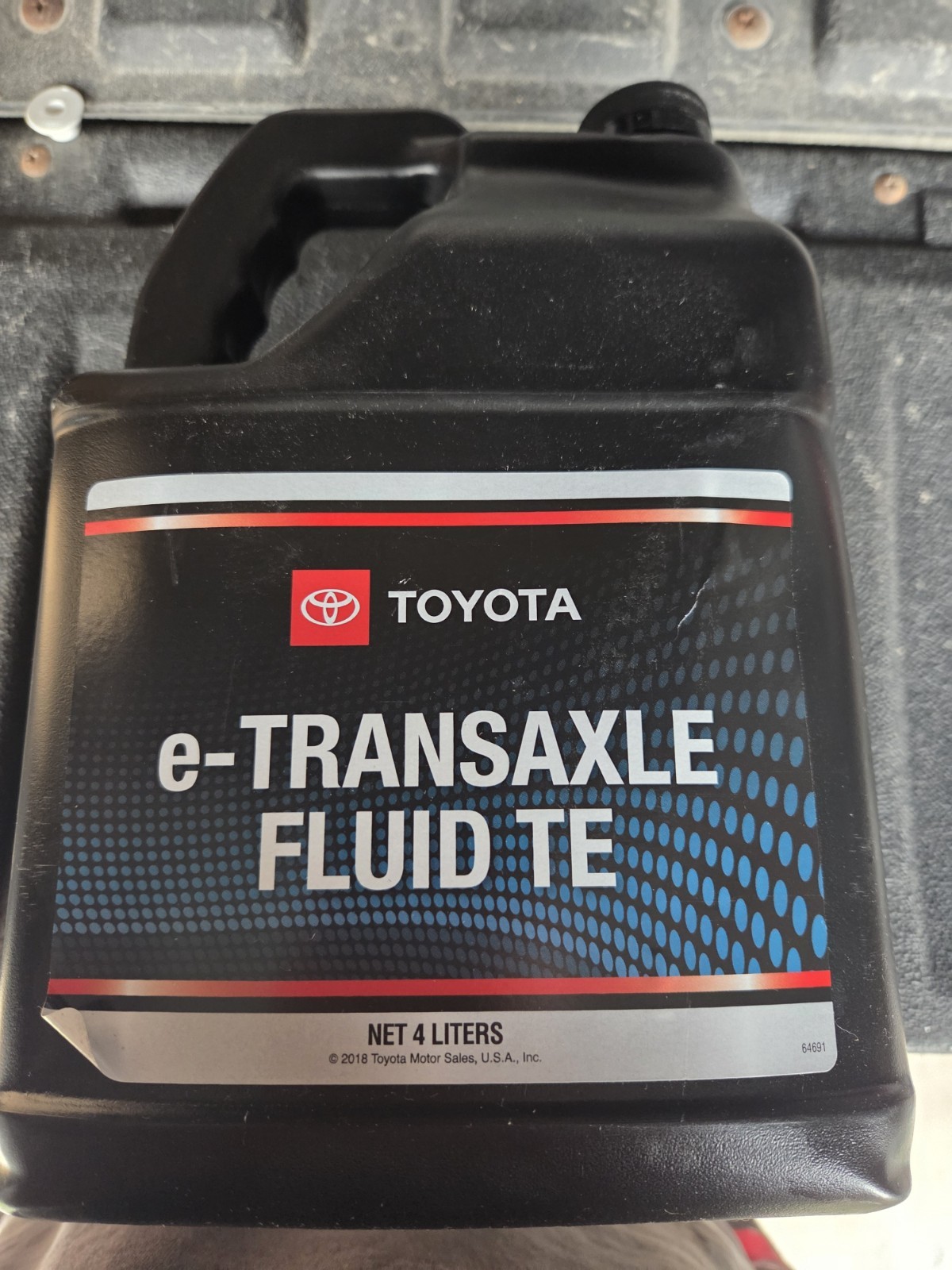 Genuine Toyota e-Transaxle Fluid TE 4 Liters 08886-81986 OEM Genuine Toyota e-Transaxle Fluid TE 4 Liters 08886-81986 OEM