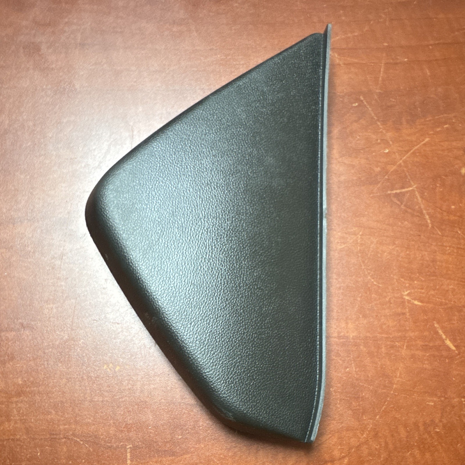 2011-2016 CHEVROLET CRUZE LEFT DRIVER DASH END CAP COVER TRIM 95987080 OEM 2011-2016 CHEVROLET CRUZE LEFT DRIVER DASH END CAP COVER TRIM 95987080 OEM