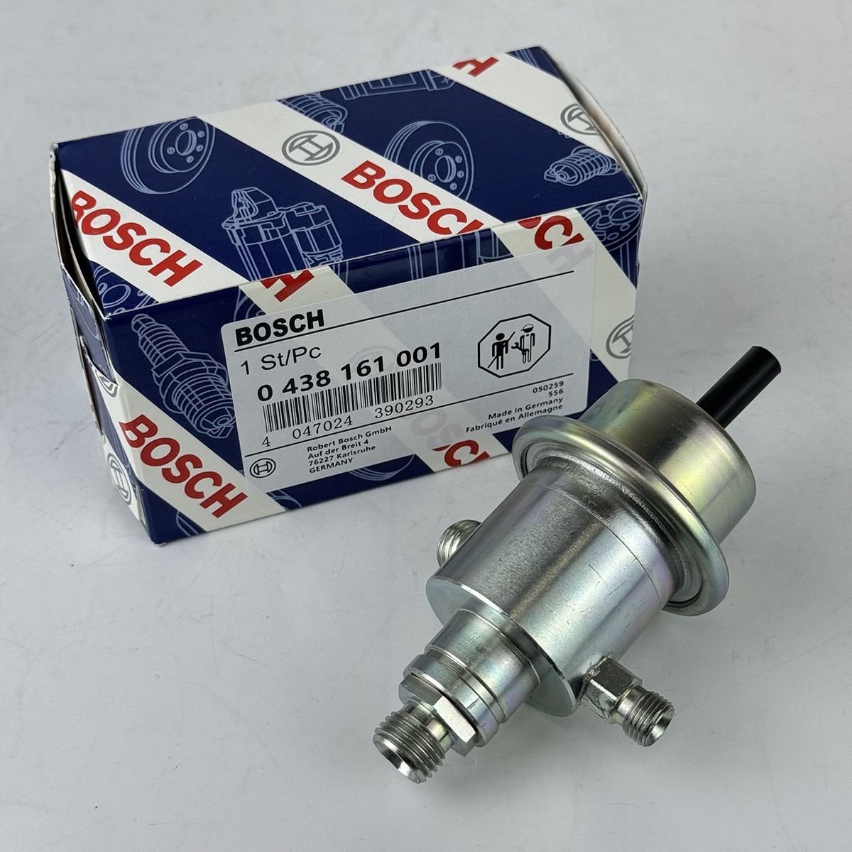 Mercedes Benz Fuel Injection Pressure Regulator BOSCH 0438161001 / 0 438 161 001 Mercedes Benz Fuel Injection Pressure Regulator BOSCH 0438161001 / 0 438 161 001