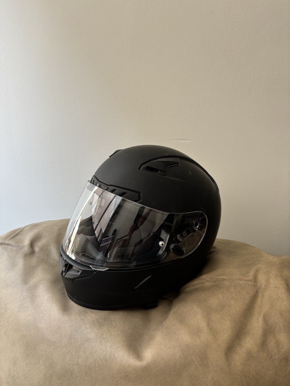 XS HJC BLACK MATTE MOTO HELMET $100 Barely Used - Pick up or shipping available XS HJC BLACK MATTE MOTO HELMET $100 Barely Used - Pick up or shipping available
