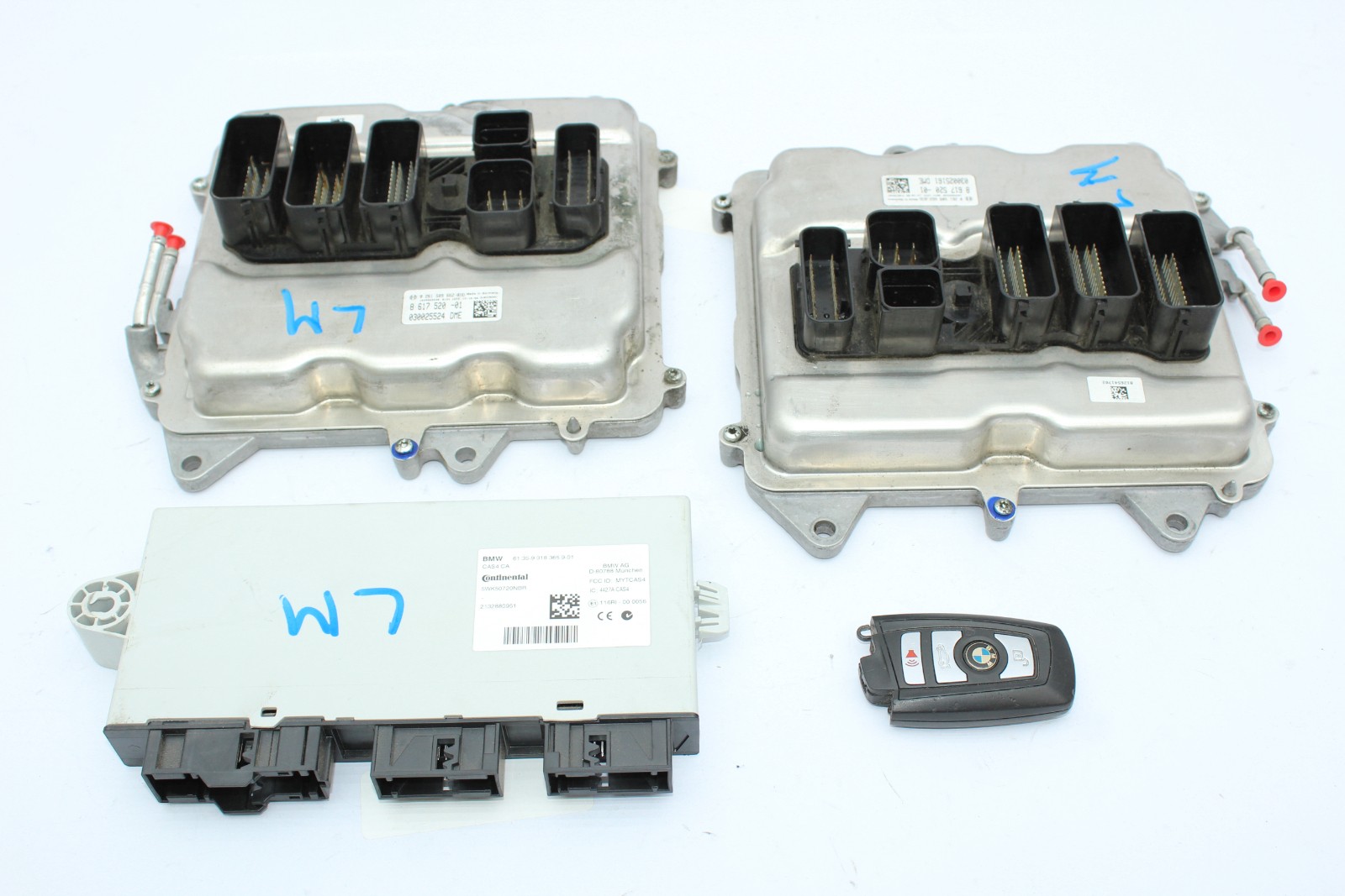 2011-2016 BMW F10 550i 650i N63 ECM Engine Computer CAS Module Ignition Key Set