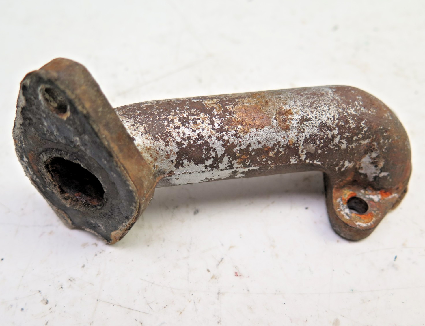 1960 Cushman Iron Eagle 8hp Extended Air Intake Tube Intake Manifold 805882 1960 Cushman Iron Eagle 8hp Extended Air Intake Tube Intake Manifold 805882