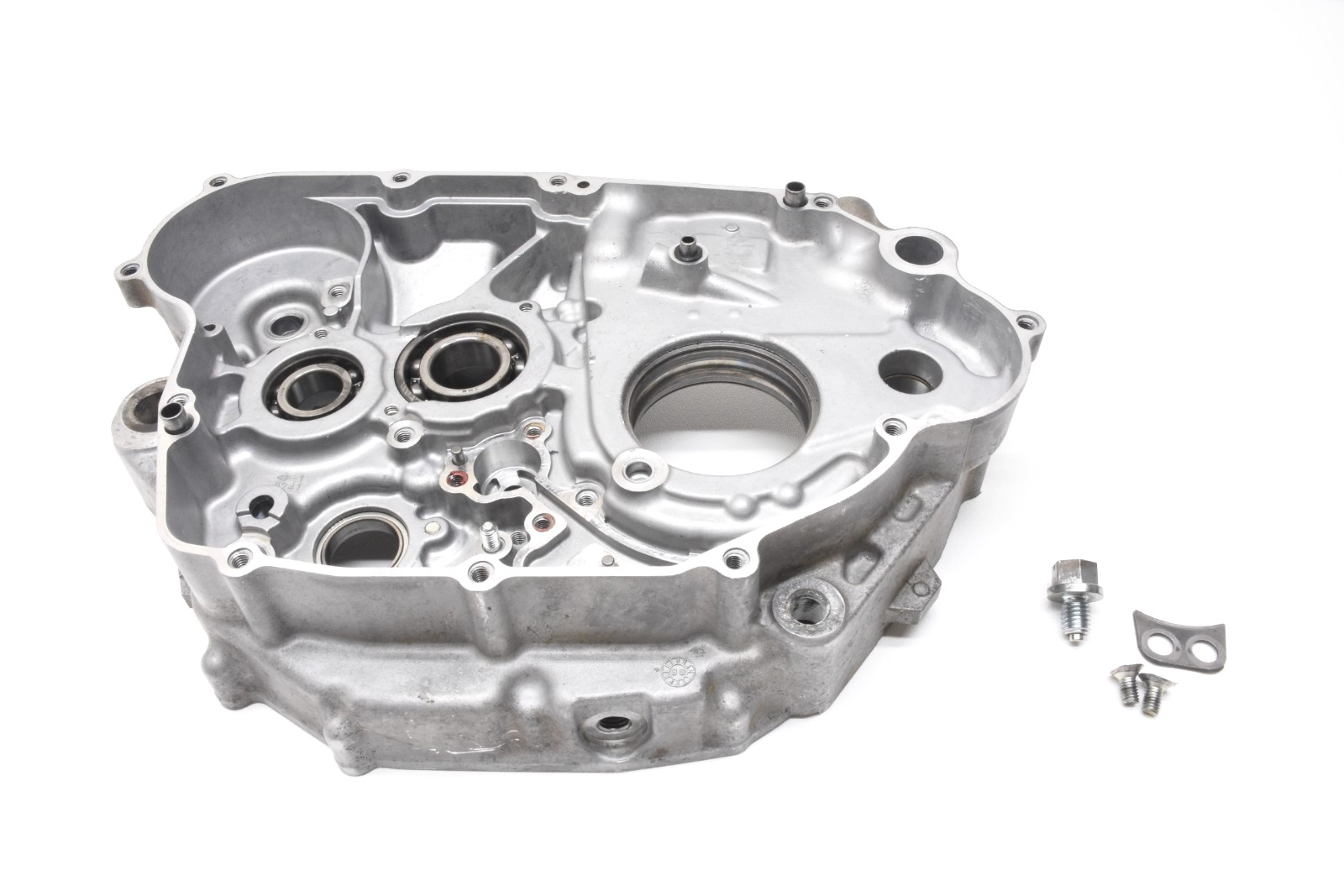 2009 09-15 Kawasaki KX450F KX 450 Right Crankcase 14001-0135 * For Repair 2009 09-15 Kawasaki KX450F KX 450 Right Crankcase 14001-0135 * For Repair