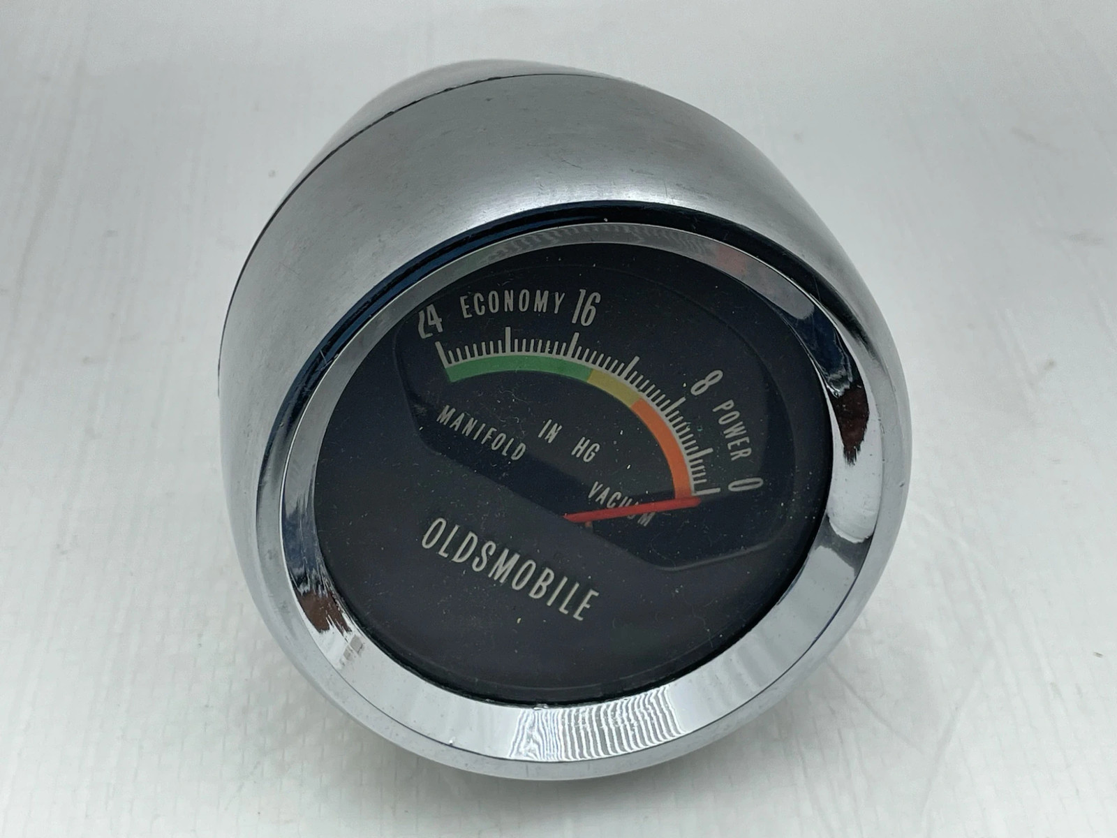 1966 1967 Oldsmobile Console Mounted Manifold Vacuum Gauge Cutlass F85 442 W30