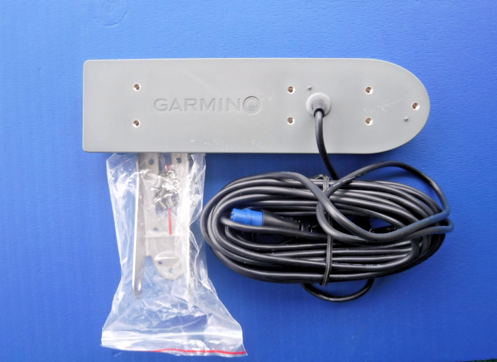 NEW Garmin CV23M-TM transom 4-Pin Transducer Replace with a 010-12404-00 NEW Garmin CV23M-TM transom 4-Pin Transducer Replace with a 010-12404-00
