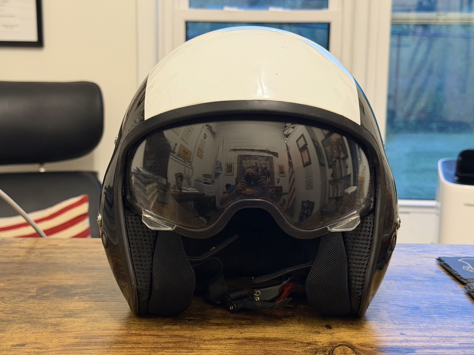 AGV Diesel Hi-Jack Helmet SK-Y78 Black/White Sz Medium (7 1/8-7 1/4) AGV Diesel Hi-Jack Helmet SK-Y78 Black/White Sz Medium (7 1/8-7 1/4)