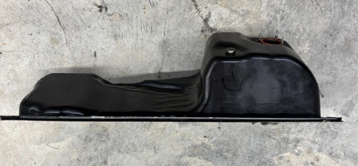 Oil Pan For 06-13 BMW 128i 328i Z4 323i N52B30A 3.0L 6 Cyl N51B30A KQ18Y5 Oil Pan For 06-13 BMW 128i 328i Z4 323i N52B30A 3.0L 6 Cyl N51B30A KQ18Y5