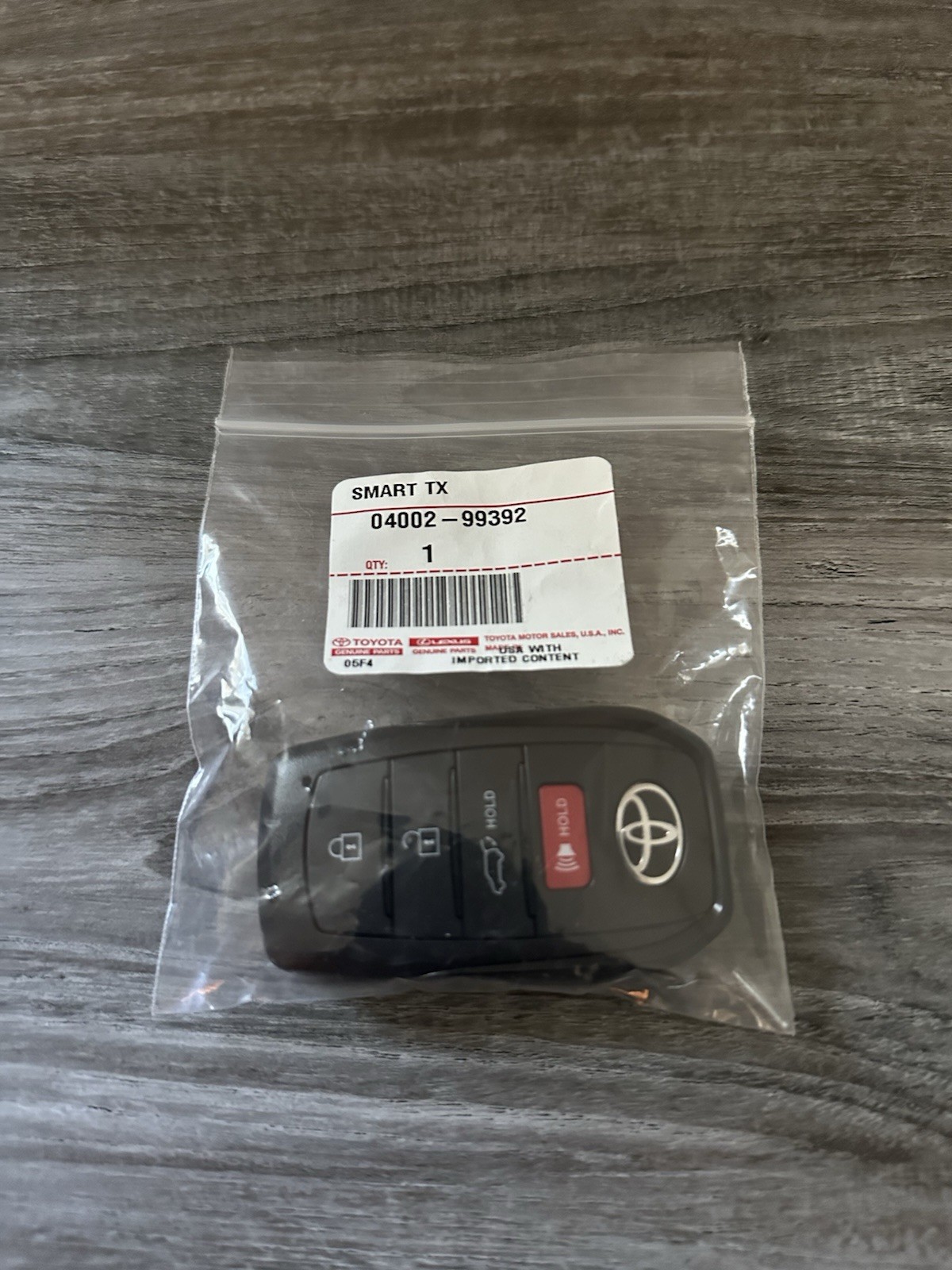 Toyota Smart Key Supply Transmitter Sub-Assembly Genuine Parts 04002-99392 New Toyota Smart Key Supply Transmitter Sub-Assembly Genuine Parts 04002-99392 New