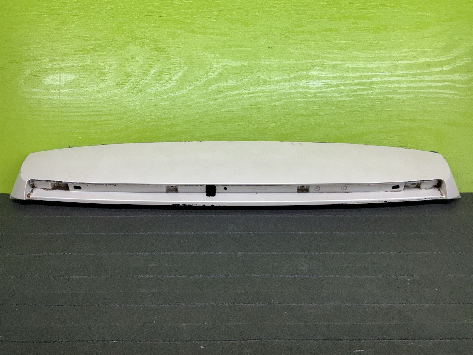 2007-2014 Cadillac Escalade Liftgate Spoiler 