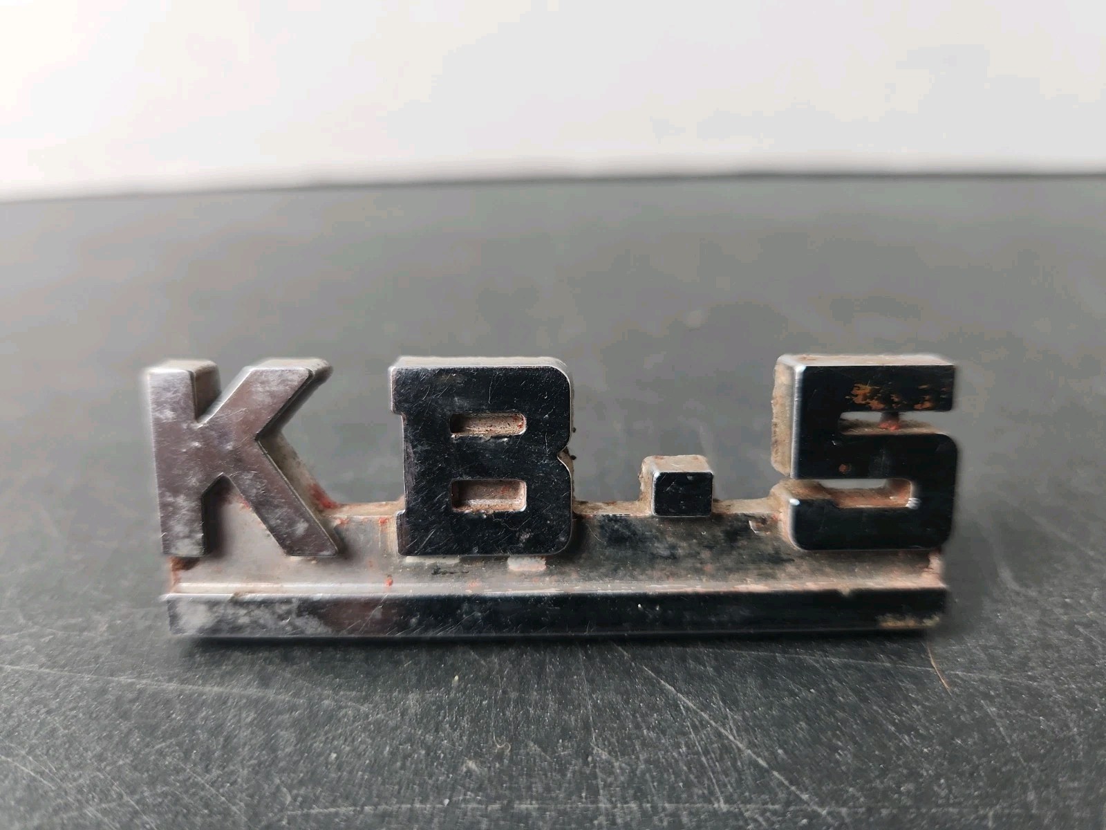 VINTAGE OEM original 1940's International KB-5 emblem , #716861764-R1 VINTAGE OEM original 1940's International KB-5 emblem , #716861764-R1