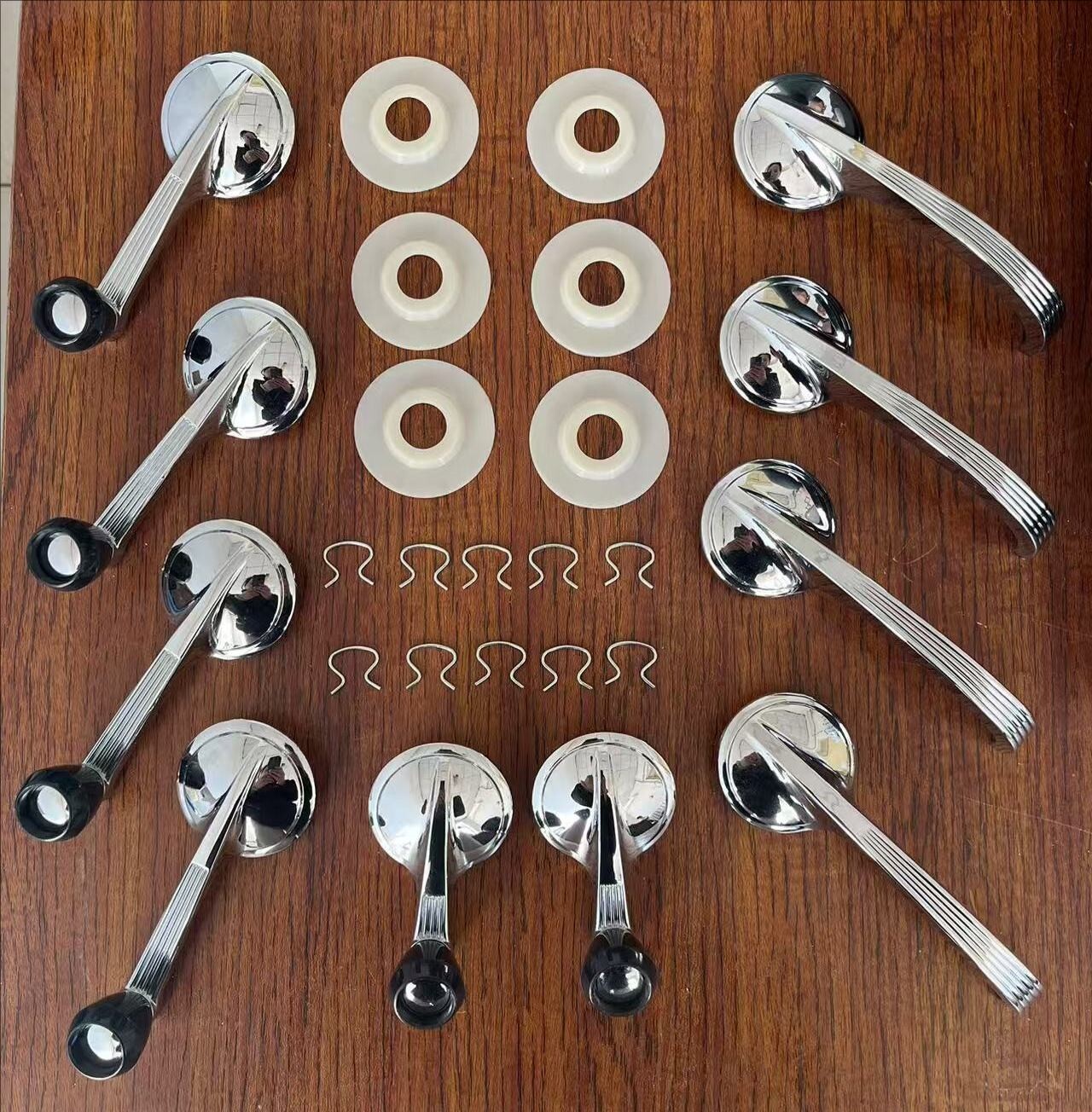 Vent & Window Cranks Door Handles & Gaskets Kit for 1958~60 Chevrolet Biscayne Vent & Window Cranks Door Handles & Gaskets Kit for 1958~60 Chevrolet Biscayne
