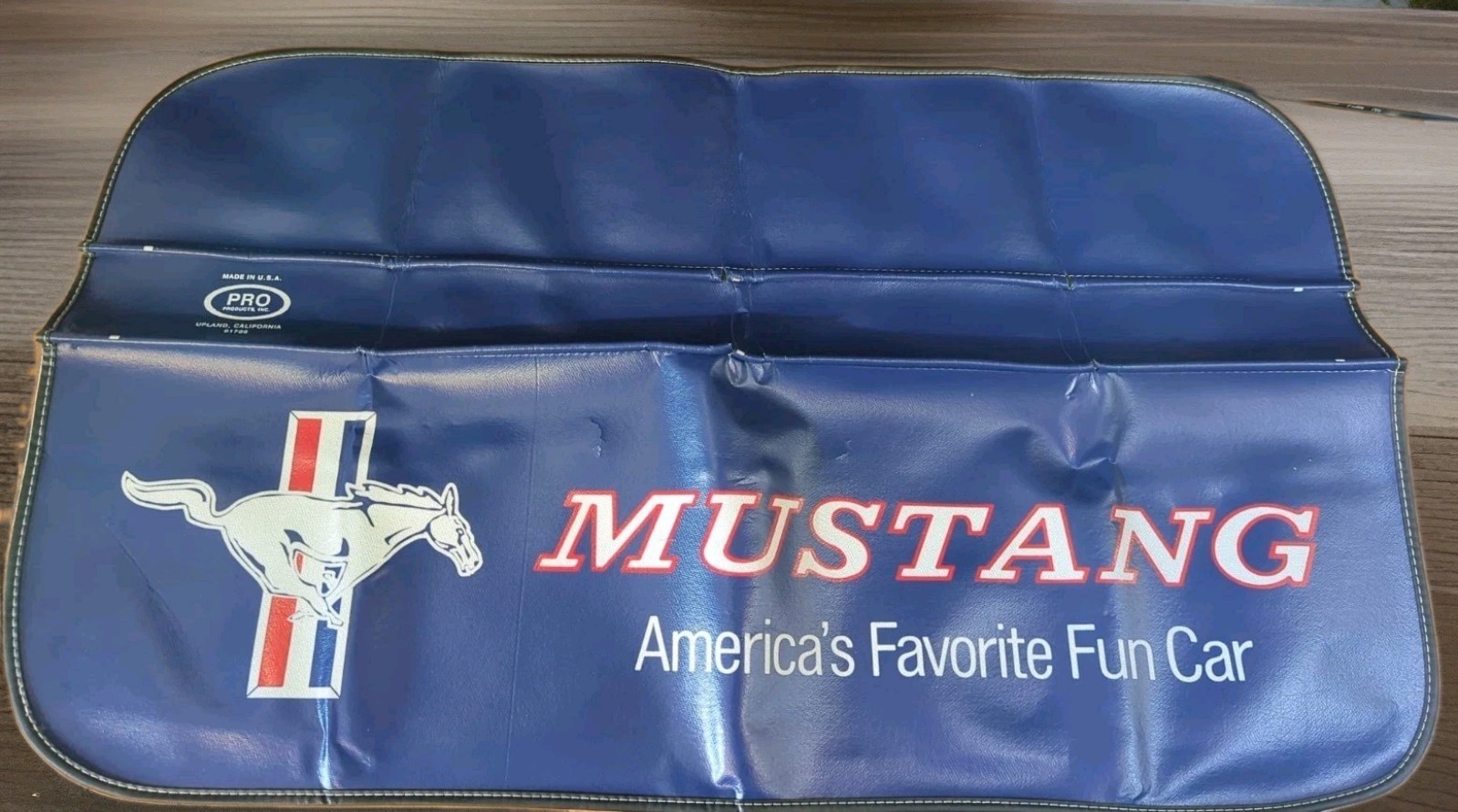 Rare Vintage Ford Mustang Vinyl Mechanic Fender Cover Mat \
