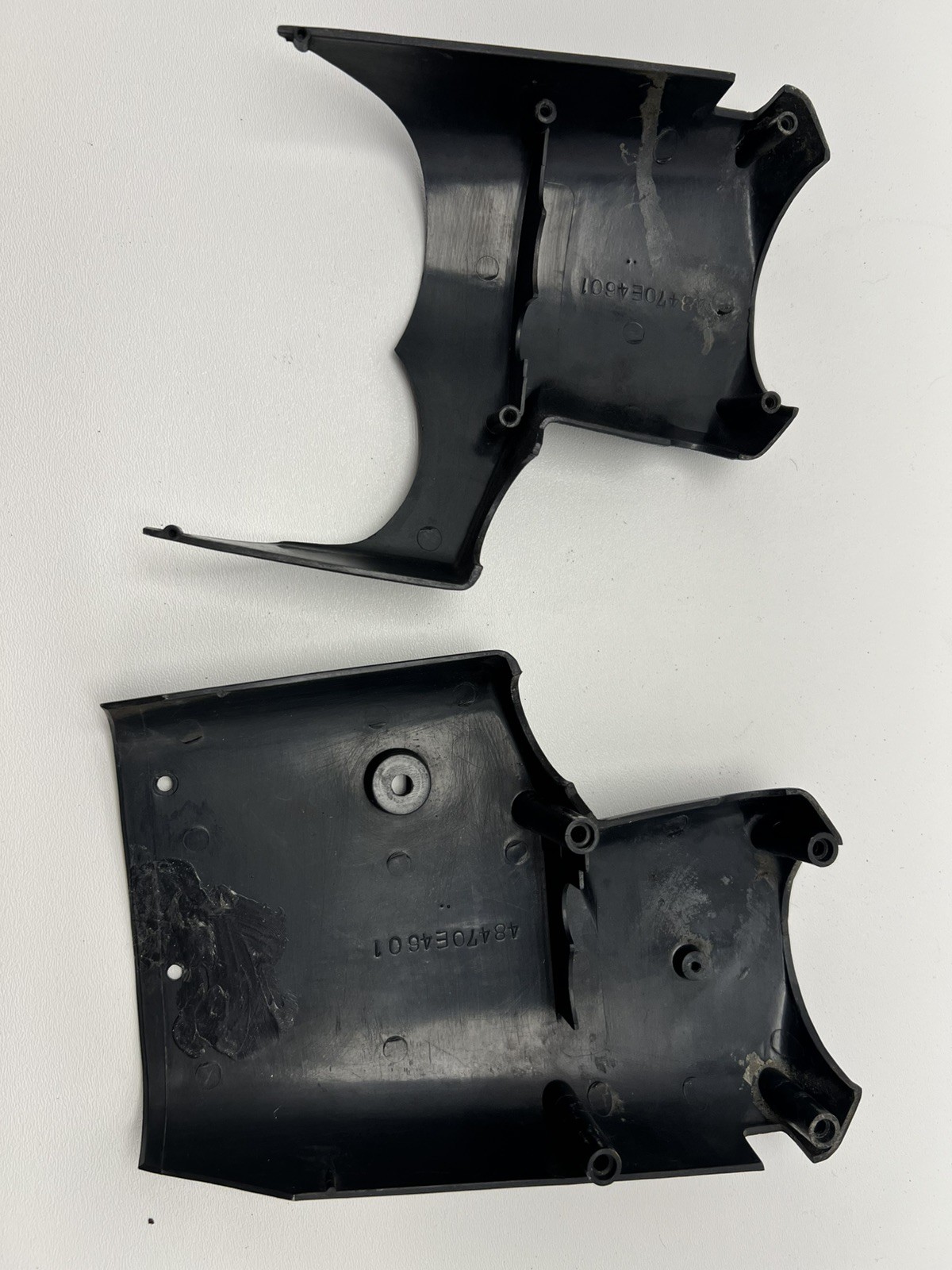 70-72 Datsun 240Z column cover clamshell upper + lower OEM used 48470-E4601 70-72 Datsun 240Z column cover clamshell upper + lower OEM used 48470-E4601