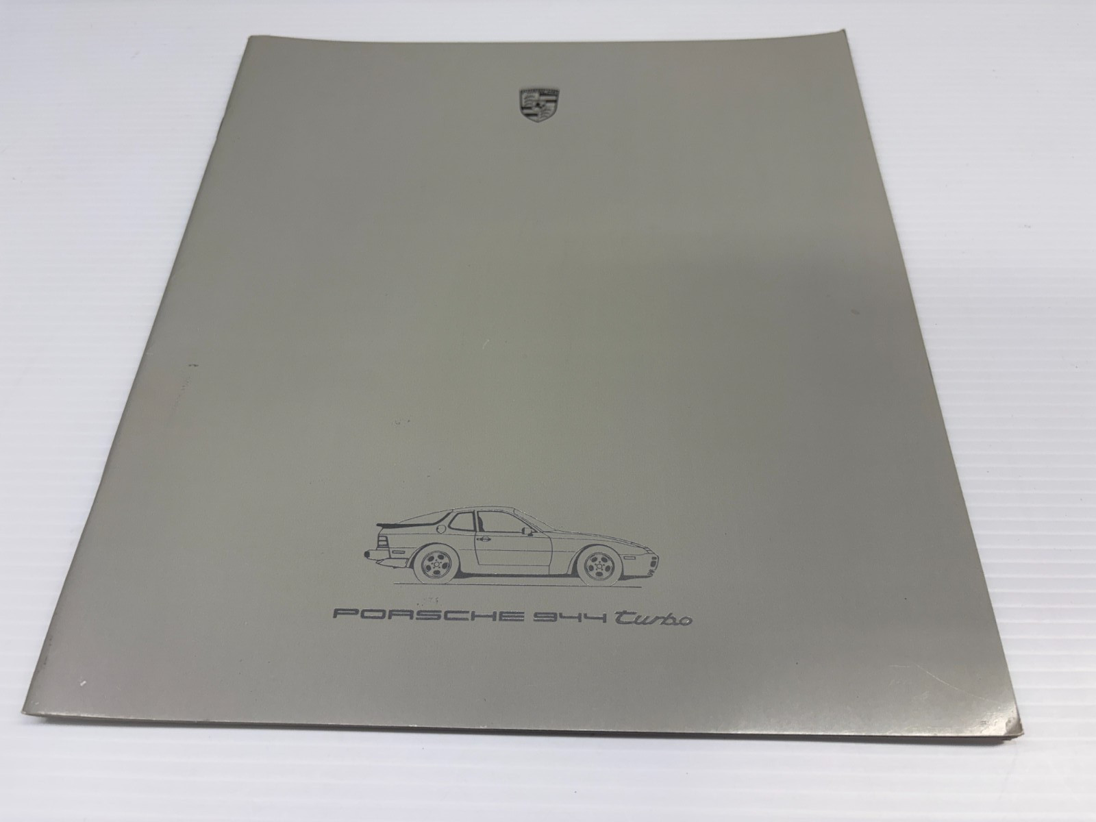 1986 PORSCHE 944 TURBO Brochure Large Prestige 951 Detailed US Sales Catalog