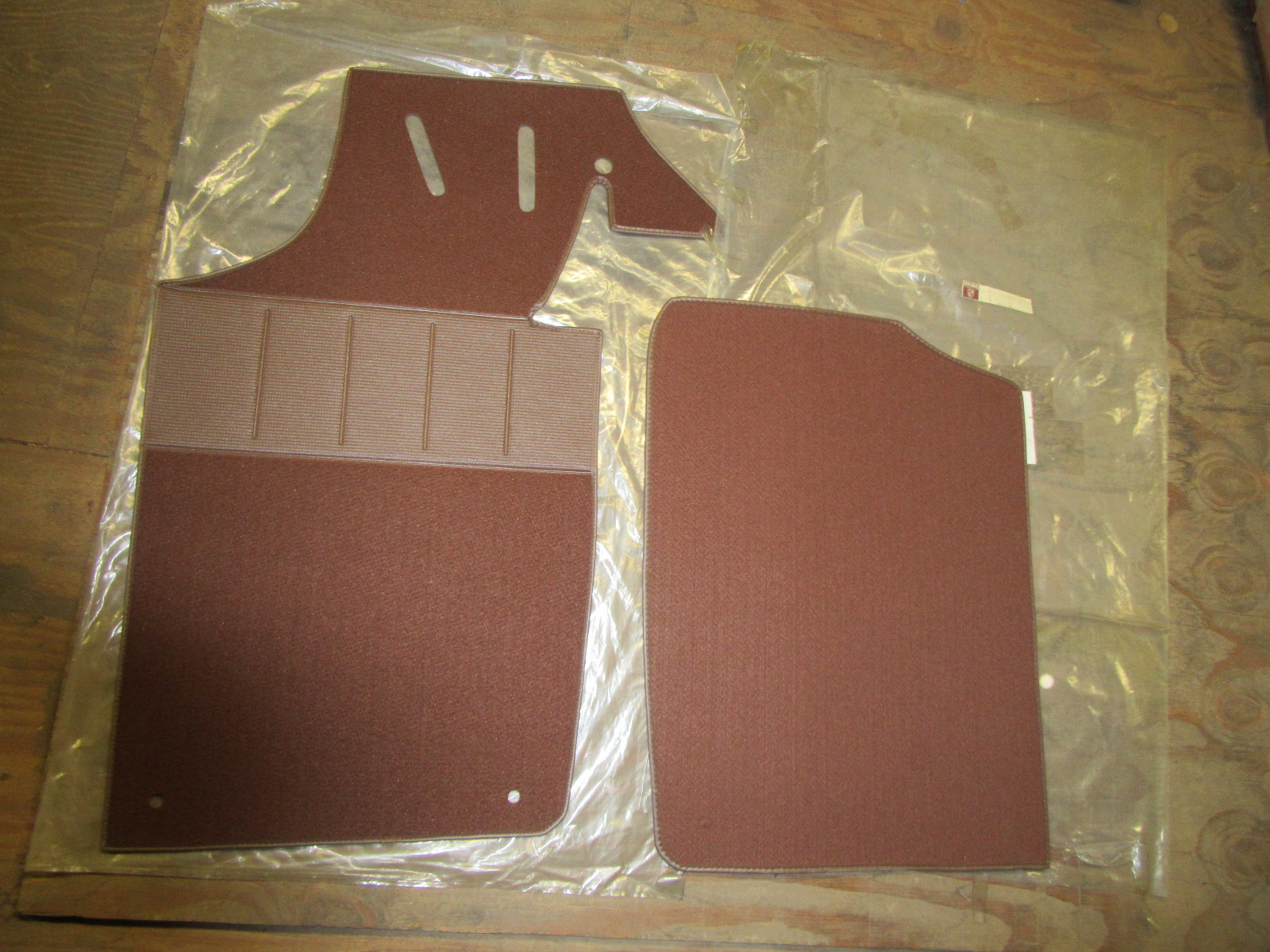 Porsche 914 914-6 factory new nos brown perlon floor carpet set incredible find Porsche 914 914-6 factory new nos brown perlon floor carpet set incredible find