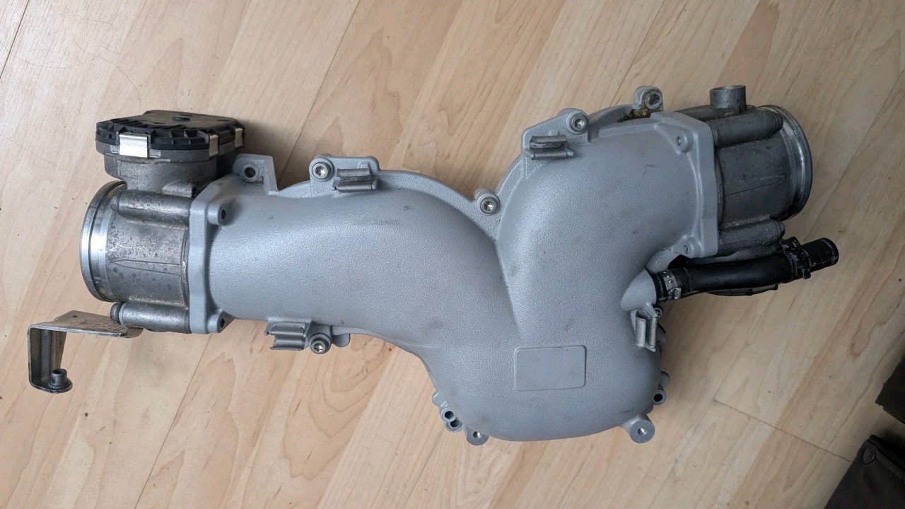 2007-2011 Audi S6 5.2 V10 Intake Manifold Air Housing Throttle Body OEM Y Pipe 2007-2011 Audi S6 5.2 V10 Intake Manifold Air Housing Throttle Body OEM Y Pipe