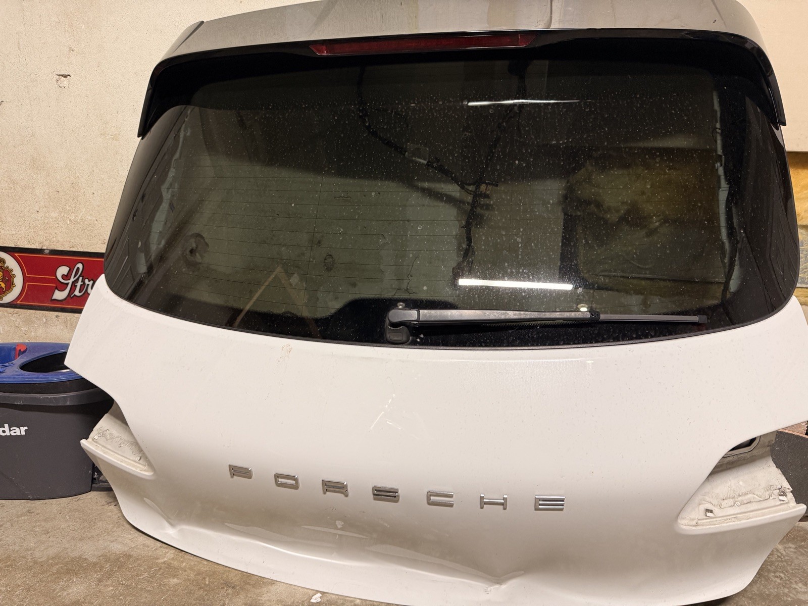 Trunk/Hatch/Tailgate Spoiler Fits 15-18 PORSCHE MACAN Trunk/Hatch/Tailgate Spoiler Fits 15-18 PORSCHE MACAN