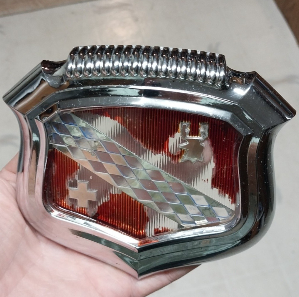 1950 BUICK OEM Hood Emblem Badge #1339347 1950 BUICK OEM Hood Emblem Badge #1339347