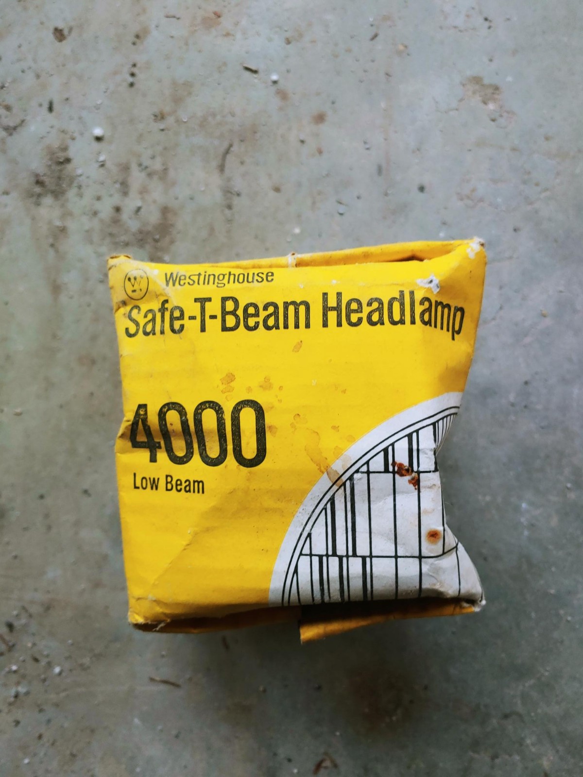 Vintage NOS Westinghouse 4000 Low Beam Round Headlight 3 Lug 12V Safe-T-Beam