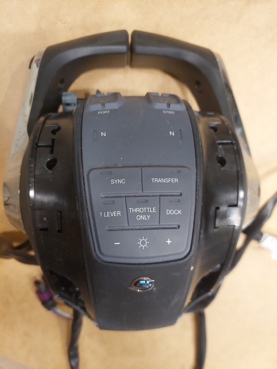 Mercury Marine DTS Dual Engine Electronic Remote Control – 8M0096751