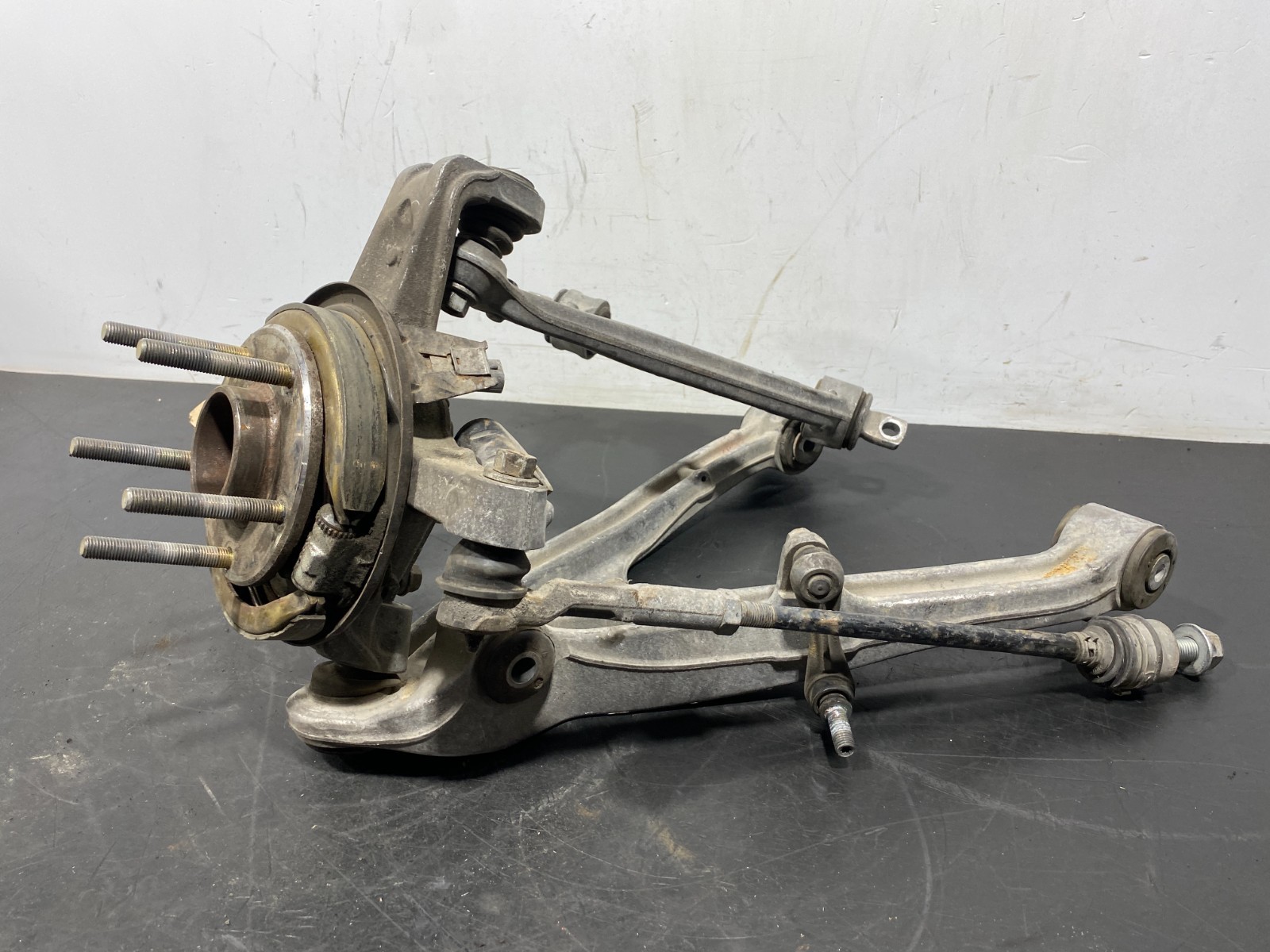 2007 CORVETTE C6 Z06 OEM DRIVER LH REAR CONTROL ARM SPINDLE KNUCKLE