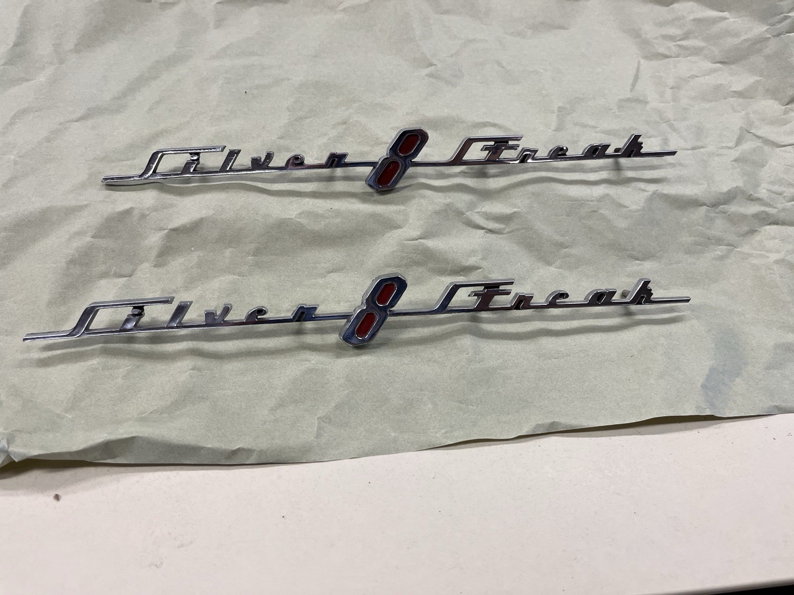 1949 Pontiac Silver Streak 8 Hood Side Script Emblem 1949 Pontiac Silver Streak 8 Hood Side Script Emblem