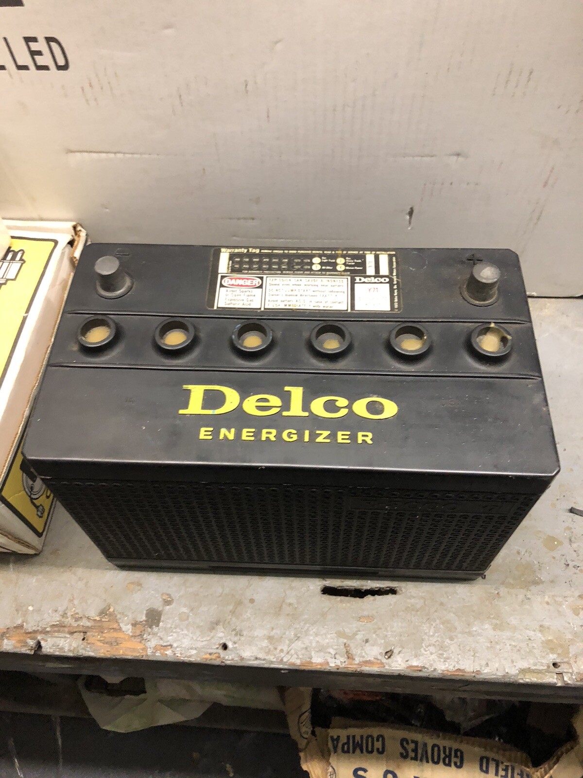 Vintage 1960’s Delco E-3000 NOS Battery In Original Box Chevy Pontiac Buick Vintage 1960’s Delco E-3000 NOS Battery In Original Box Chevy Pontiac Buick