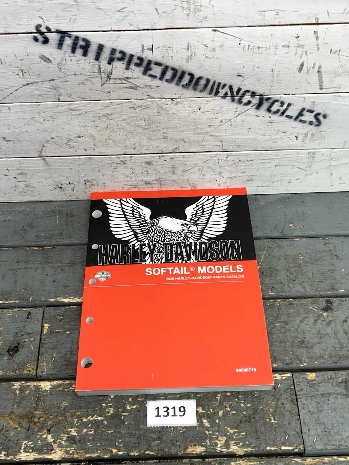 2020 Harley Davidson Softail Motorcycle Parts Catalog PN 94000719 OEM 