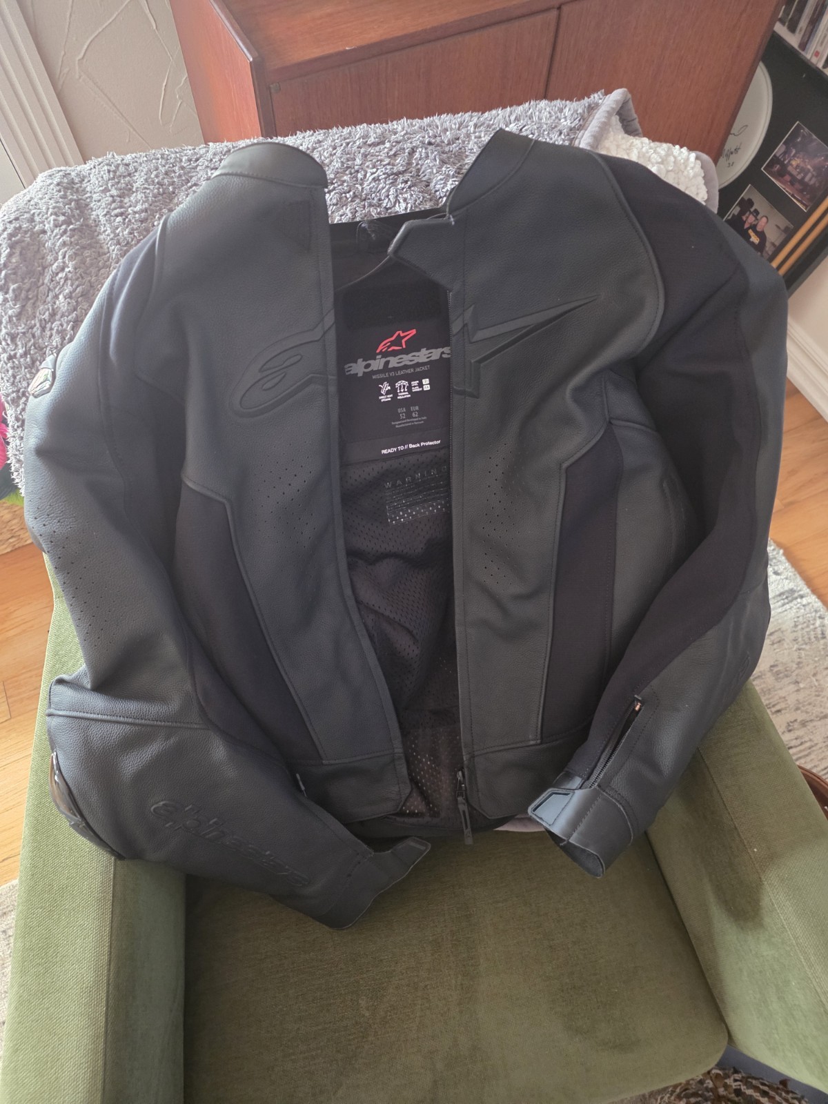 Alpinestars Missile V3 Leather Motorcycle Jacket Alpinestars Missile V3 Leather Motorcycle Jacket