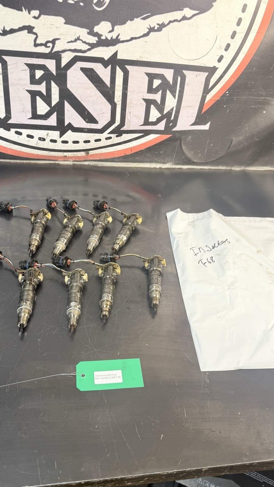 03-07 Ford F250 F350 6.0 6.0L Diesel Fuel Injector Set (8) Injectors *Cores* 03-07 Ford F250 F350 6.0 6.0L Diesel Fuel Injector Set (8) Injectors *Cores*