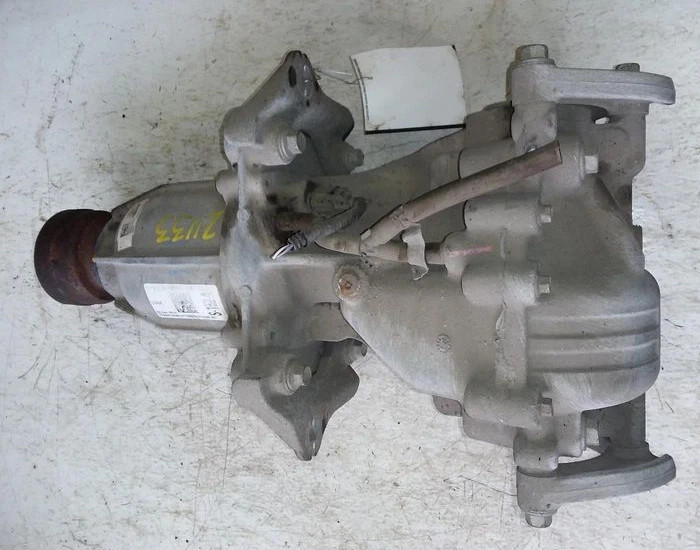 2013-2019 Ford Flex Lincoln MKT Rear 3.7L Differential Carrier Assembly OEM 2013-2019 Ford Flex Lincoln MKT Rear 3.7L Differential Carrier Assembly OEM