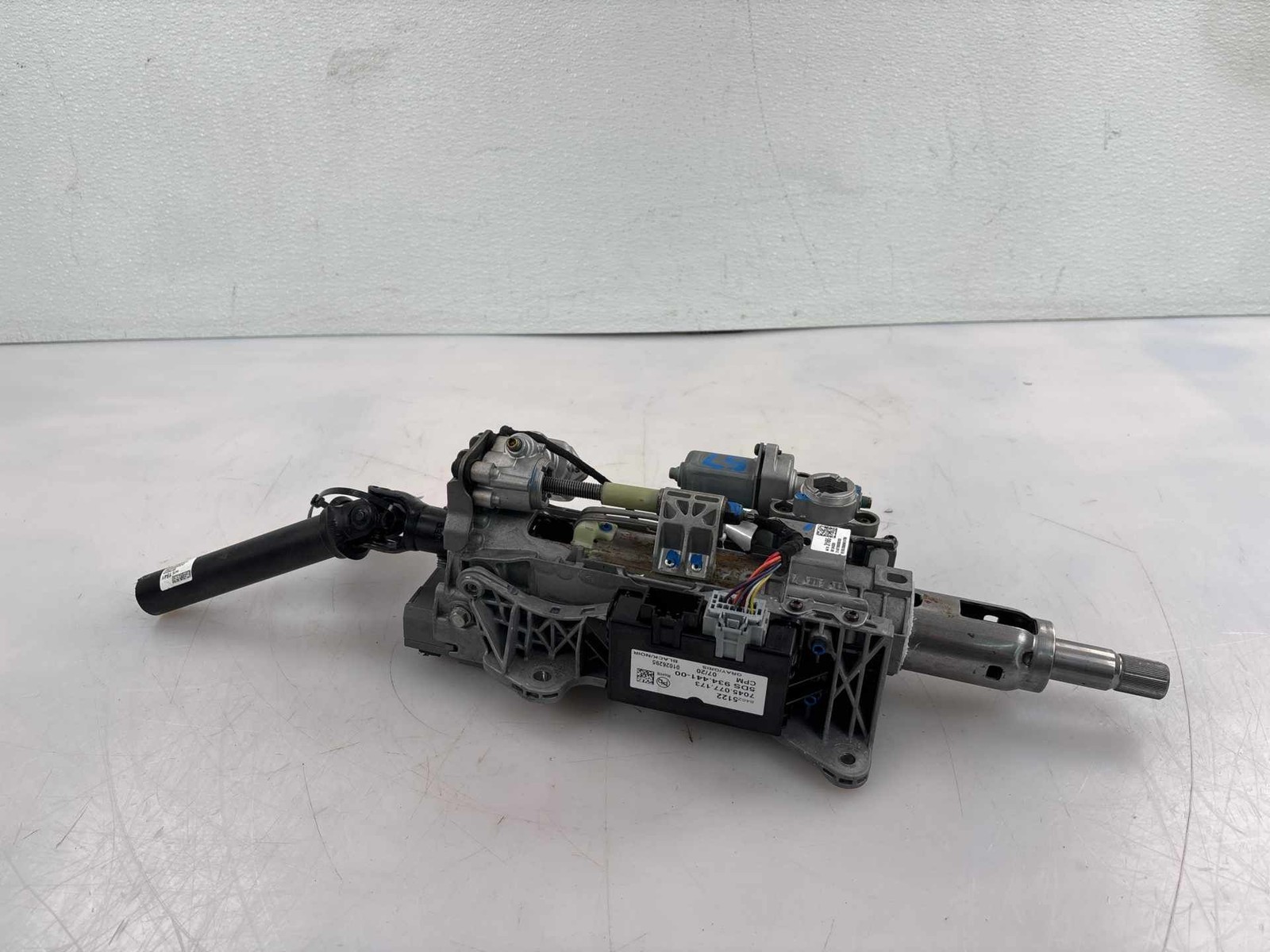17-25 Cadillac XT5 Steering Column Assembly OEM 17-25 Cadillac XT5 Steering Column Assembly OEM