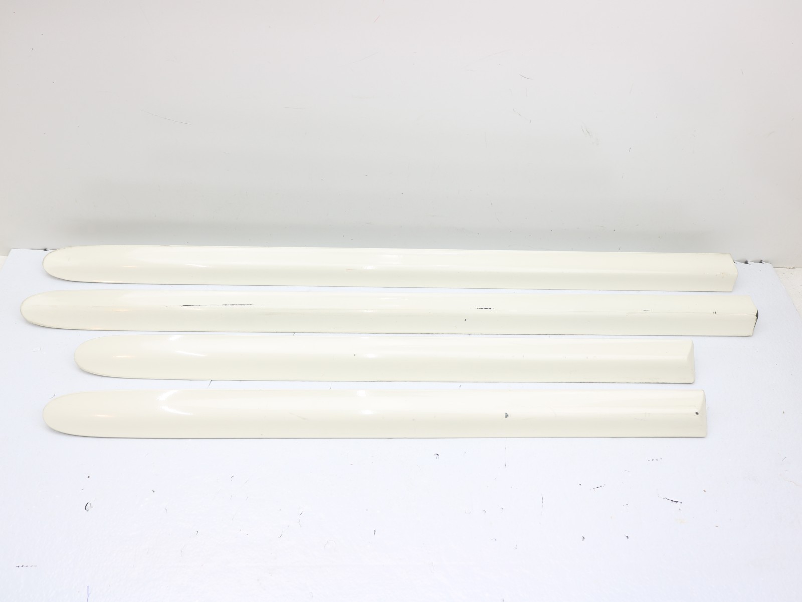 2000–2005 Buick LeSabre OEM Door Belt Trim Moulding Set Center Molding White