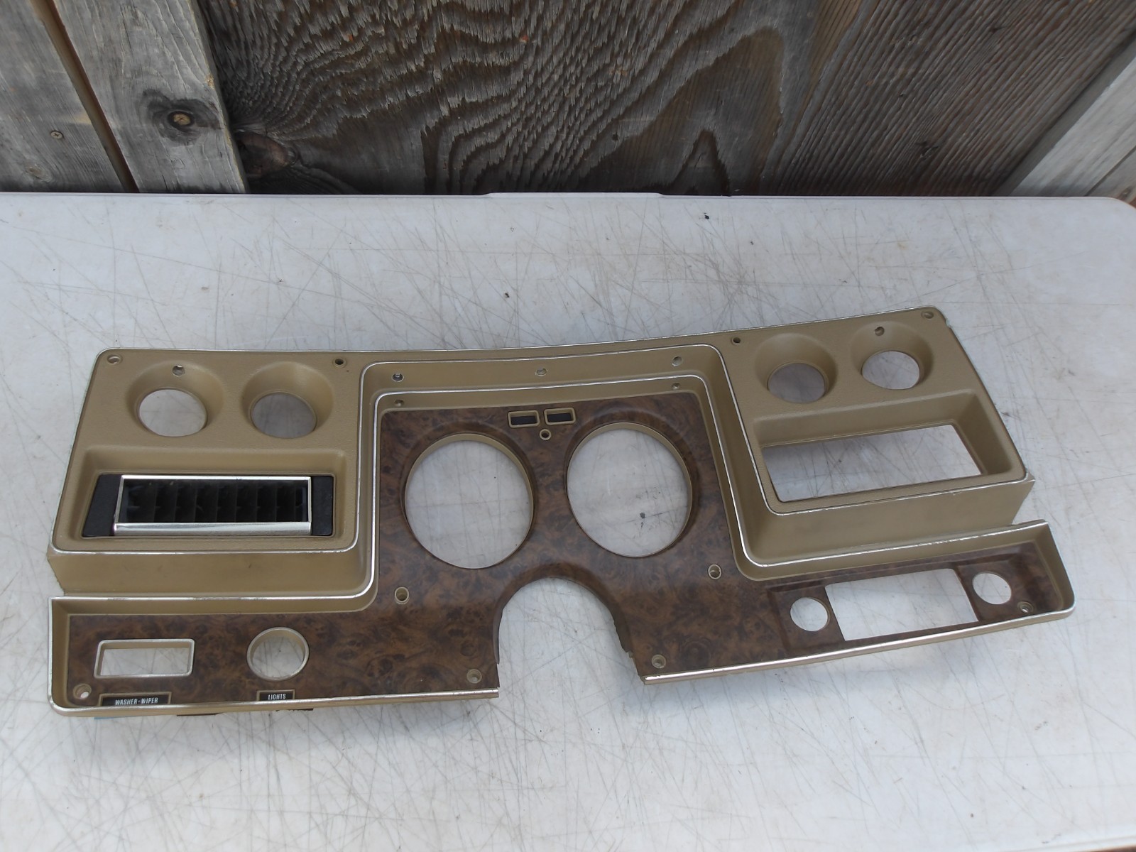 1973-1977 Monte Carlo Speedometer Bezel Wood Grain