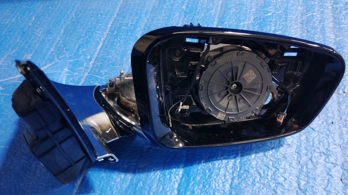 2019-2022 BMW 740i 750i 745i 760i Passenger Side Mirror Assembly #51168495734 2019-2022 BMW 740i 750i 745i 760i Passenger Side Mirror Assembly #51168495734