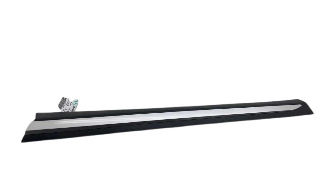 ⭕ 23-26 VinFast VF8 Front Driver Side Door Lower Molding Cover Left BEX30032511