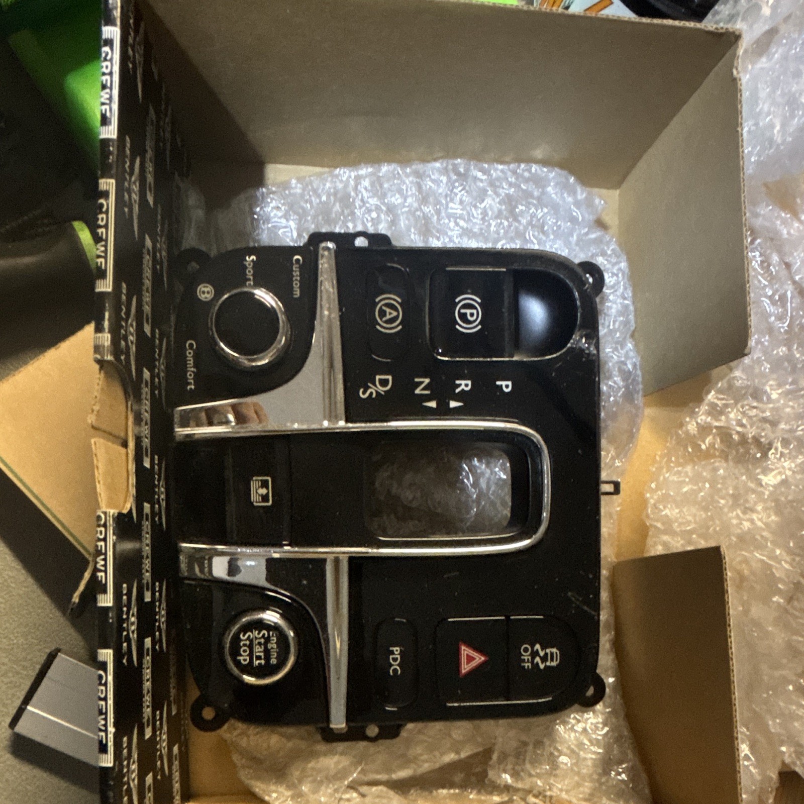 2009-2017 Bentley Mulsanne New Center Console Switch Pack OEM Genuine 2009-2017 Bentley Mulsanne New Center Console Switch Pack OEM Genuine