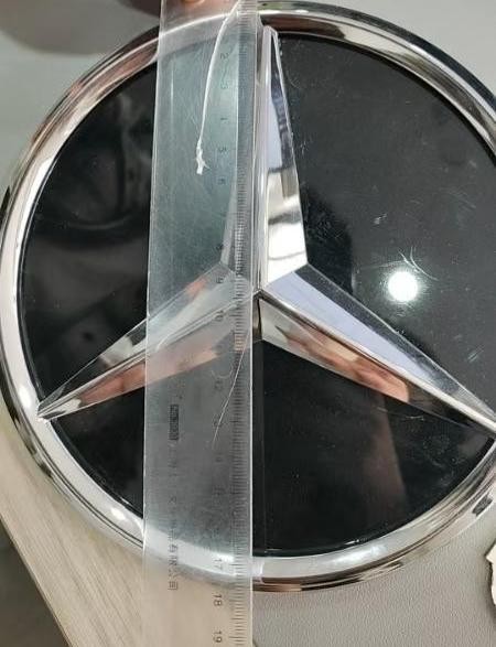 For 2015-2018 Mercedes Benz W205 C250 C300 C400 GT R Style Car Emblem