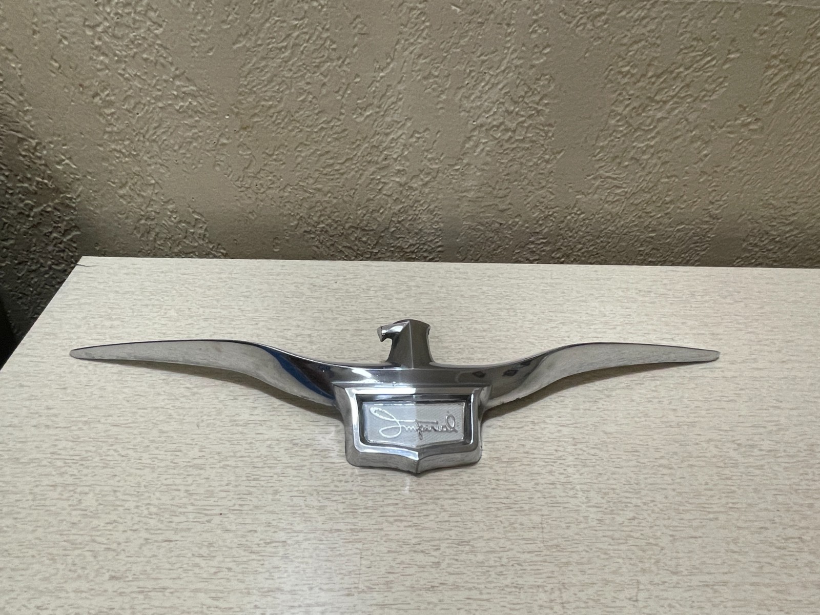 VINTAGE 1957 Chrysler Imperial “EAGLE” Large Hood Emblem ORNAMENT