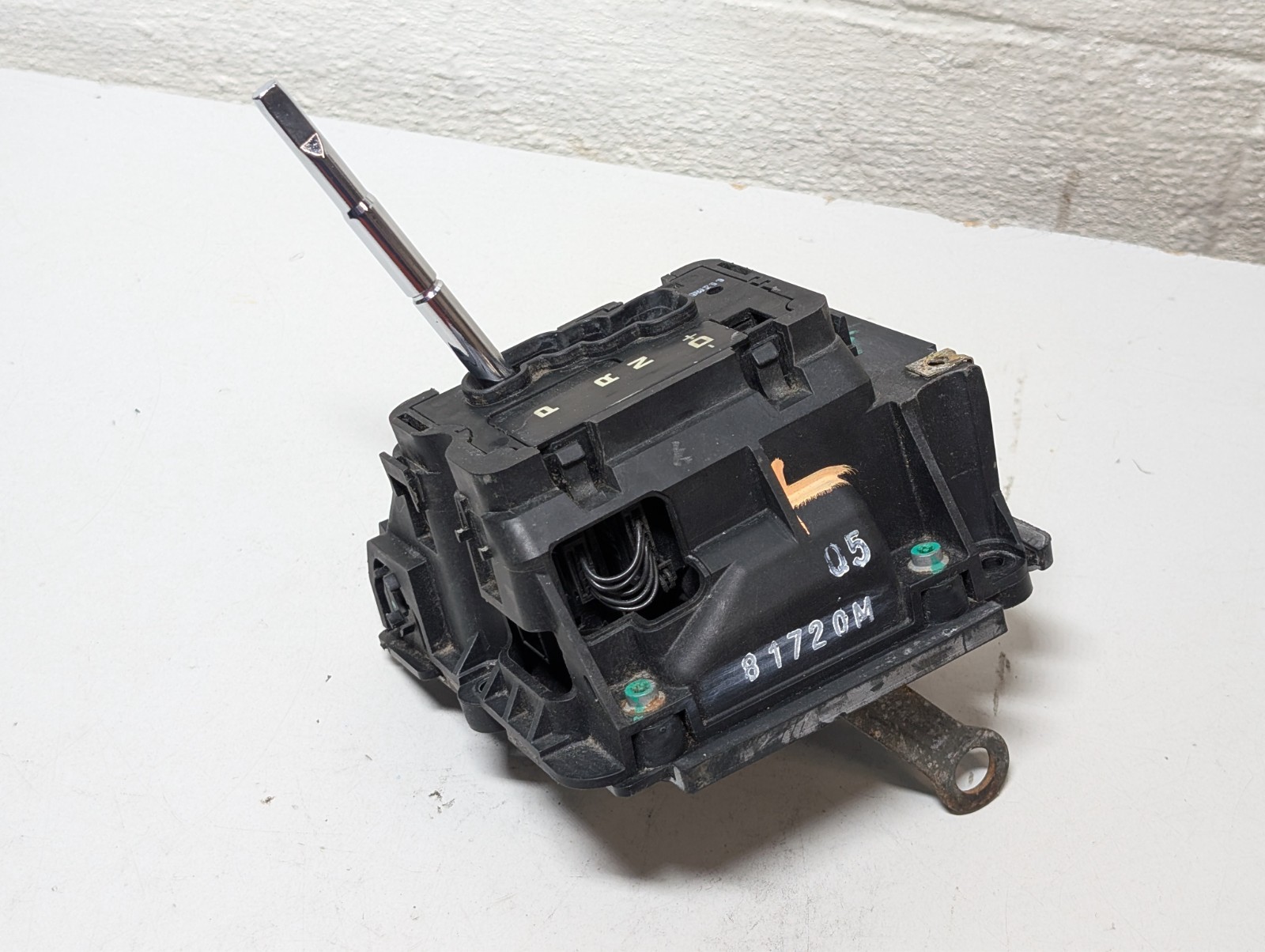 00-05 Mercedes ML320 Automatic Trans Floor Gear Shift Shifter Selector 170267054