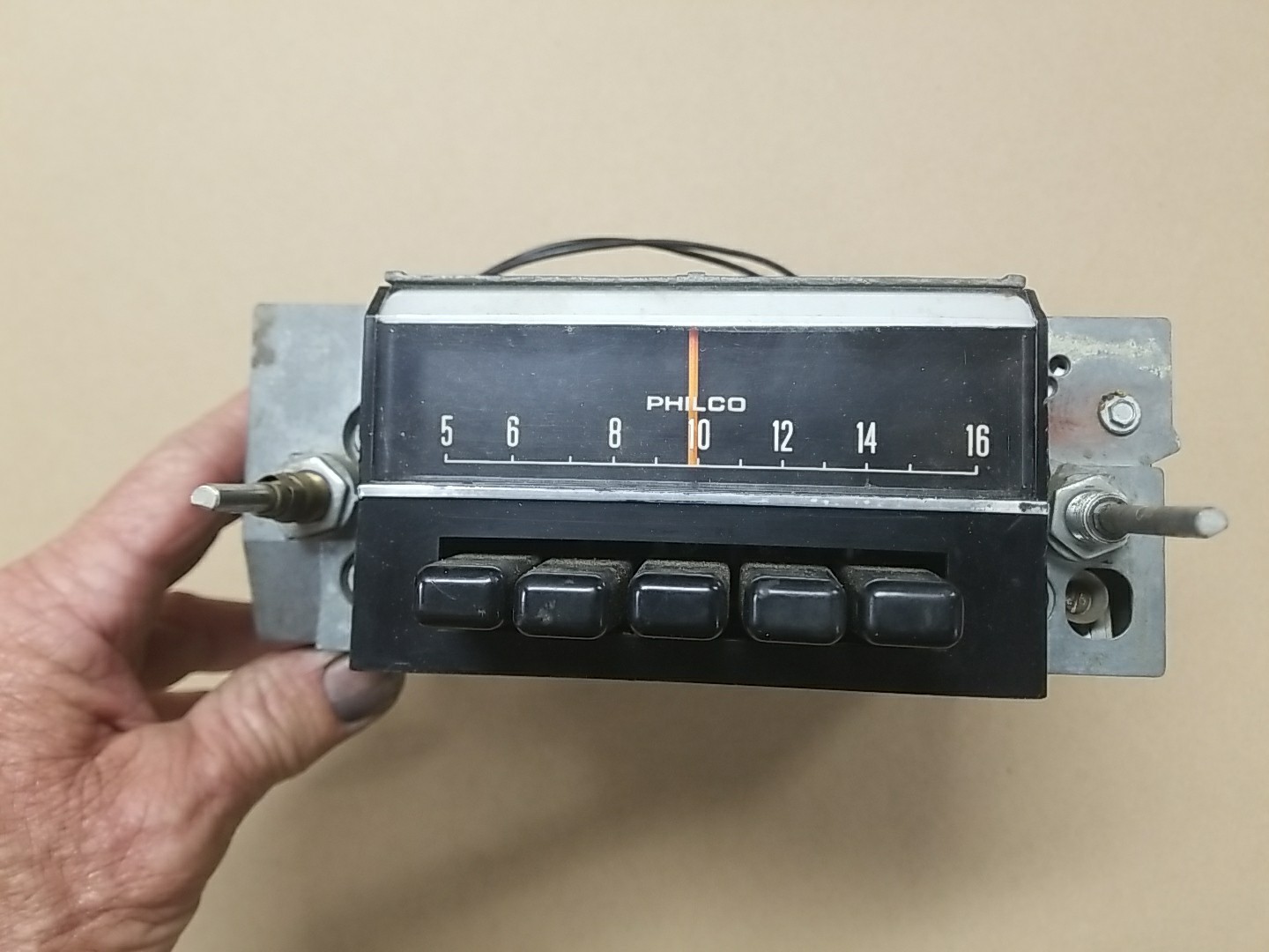 1969 Ford Mustang MACH 1  Boss PHILCO AM Radio C9ZA-18806 CLEAN