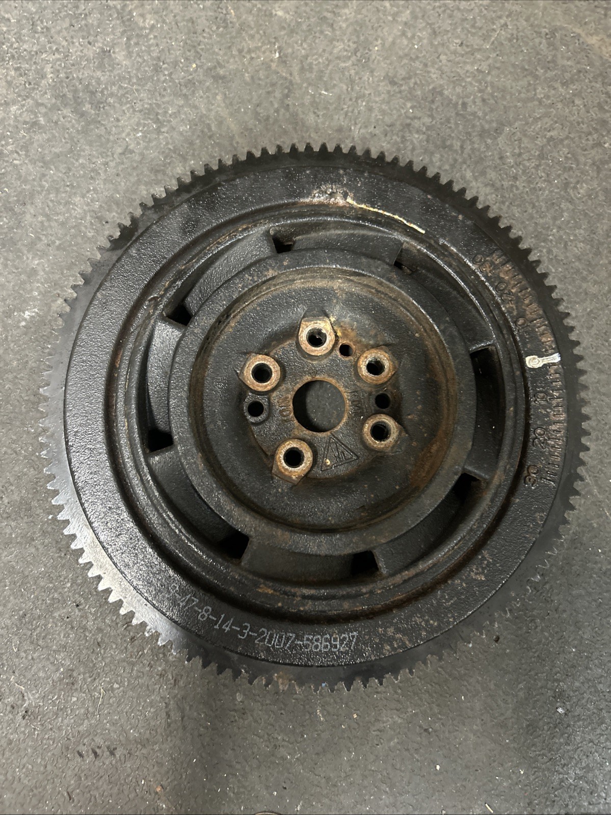 5007967 586927 587013 ETEC Evinrude FLYWHEEL V4 V6 115 135 150 175 200 BIG HOLES 5007967 586927 587013 ETEC Evinrude FLYWHEEL V4 V6 115 135 150 175 200 BIG HOLES